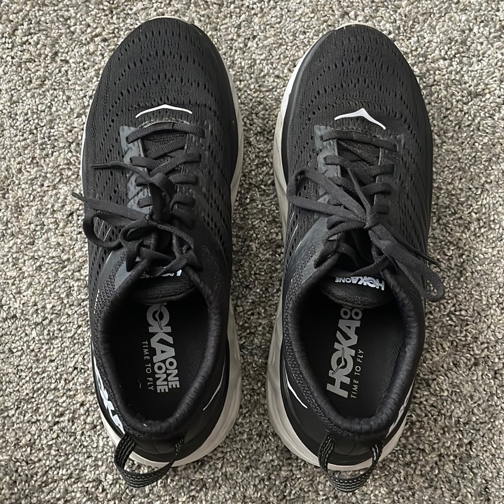 Hoka Womens Arahi 4